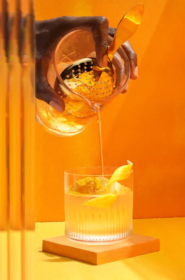 The Johnnie Walker Old Fashioned serve.png